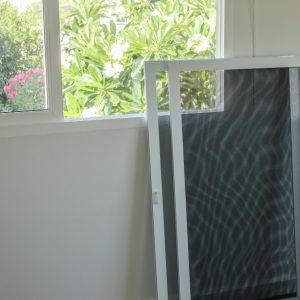 Conheça as vantagens em adquirir a sua tela mosquiteira em fibra de vidro